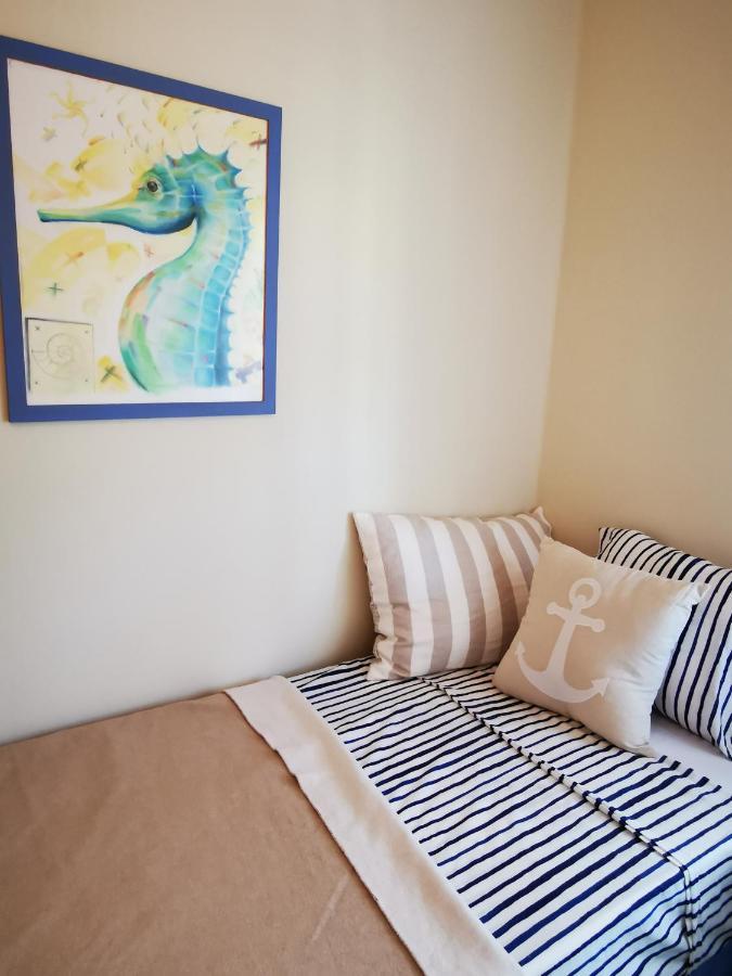 Happy Beachfront Apartment Алтеа Екстер'єр фото